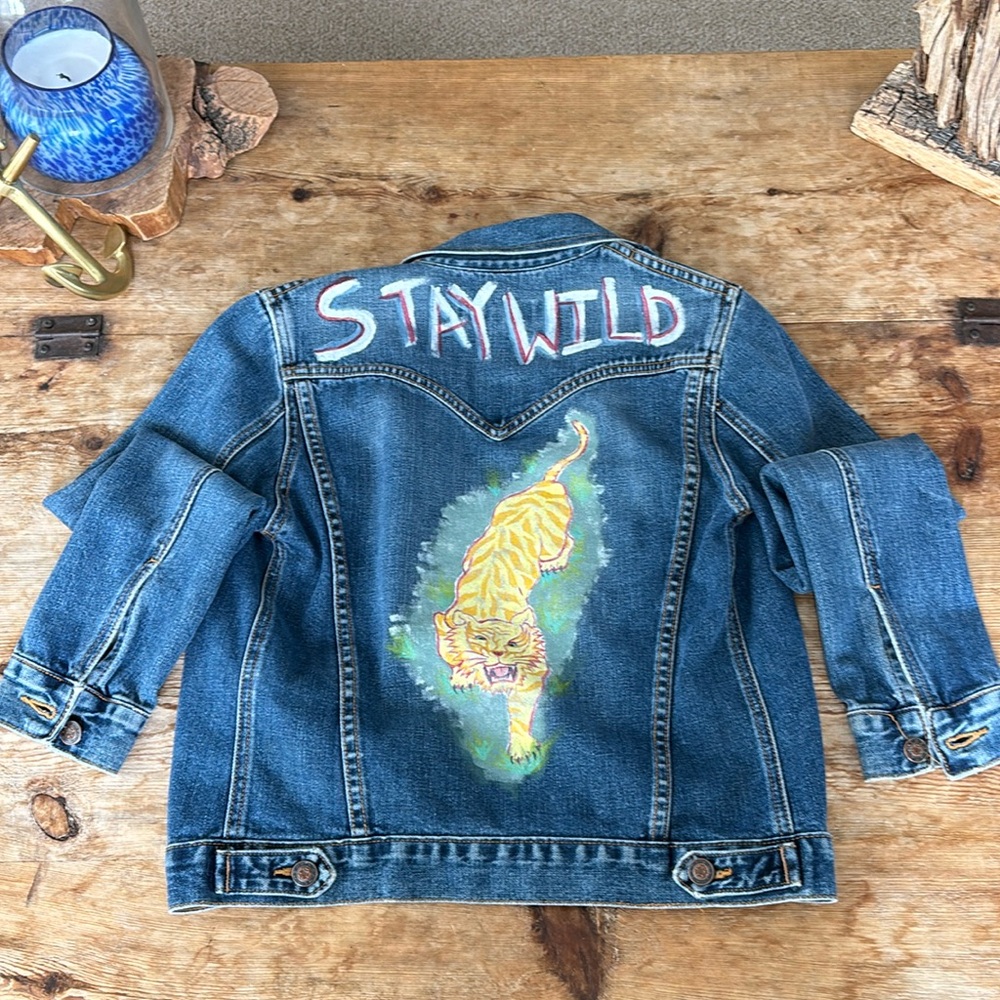 EARL JEAN JACKET WITH HAND PAINTED “STAY WILD” WITH TIGER ON BACK. SZ S